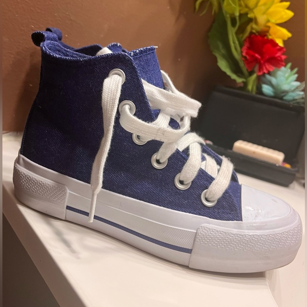 Denim High Top sneakers KIDS SIZE 1